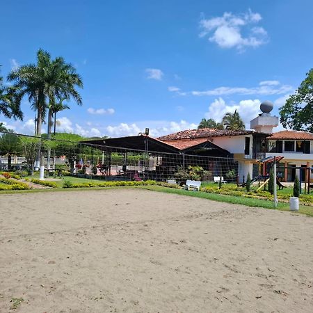 Hotel Villa Zaragoza エクステリア 写真