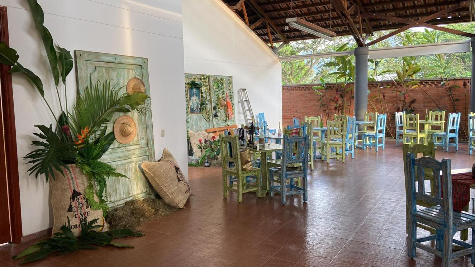 Hotel Villa Zaragoza エクステリア 写真