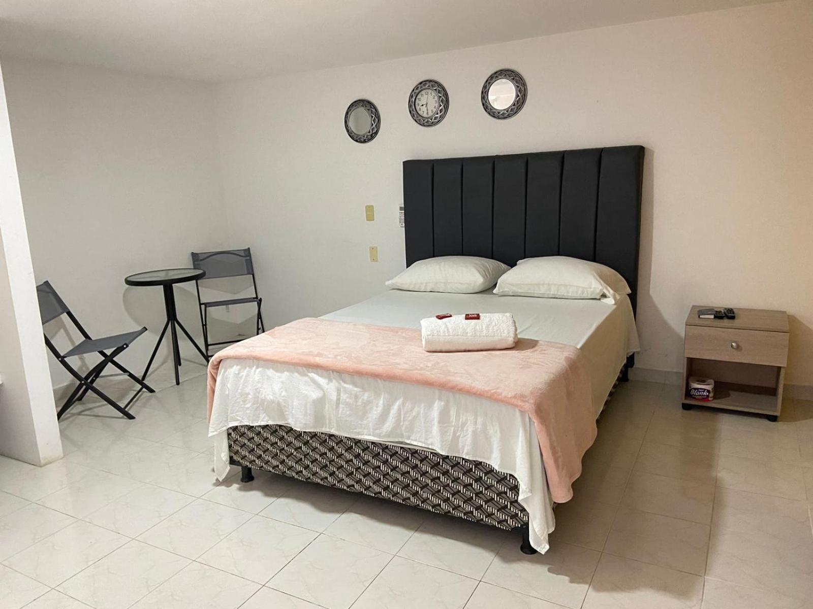 Hotel Villa Zaragoza エクステリア 写真