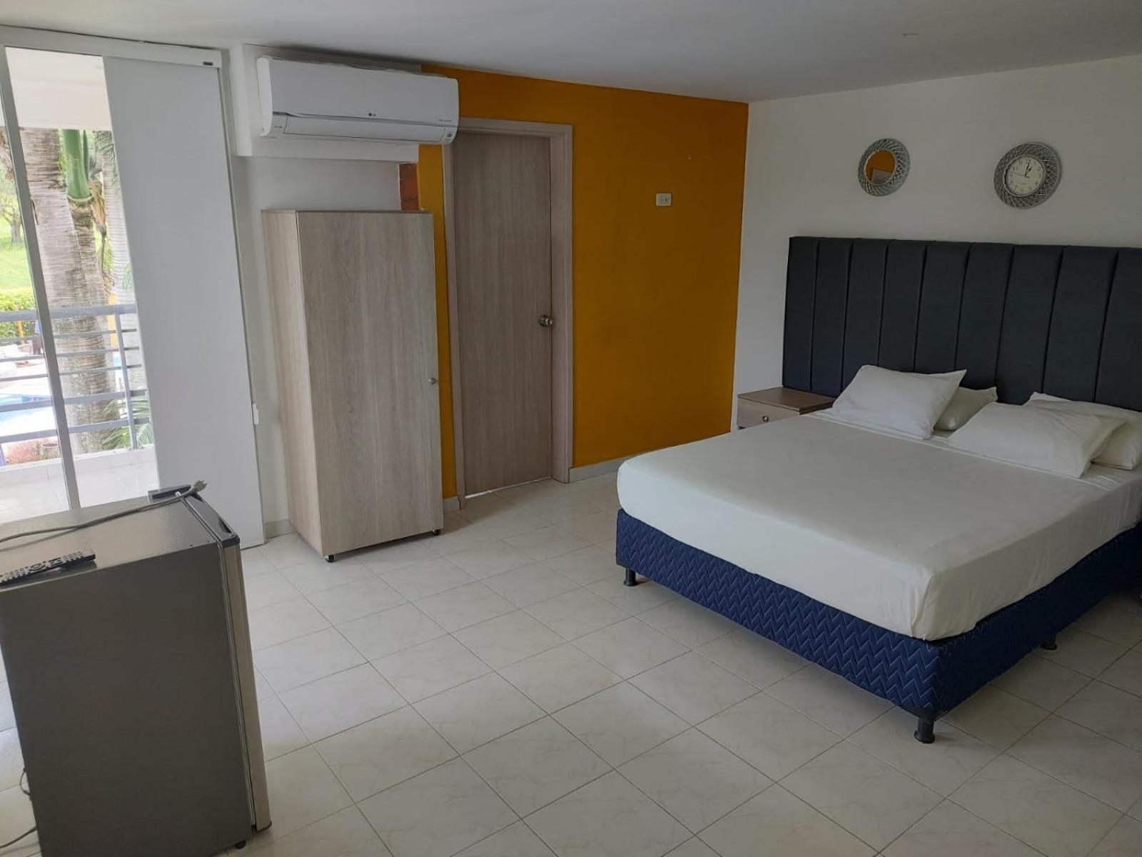 Hotel Villa Zaragoza エクステリア 写真